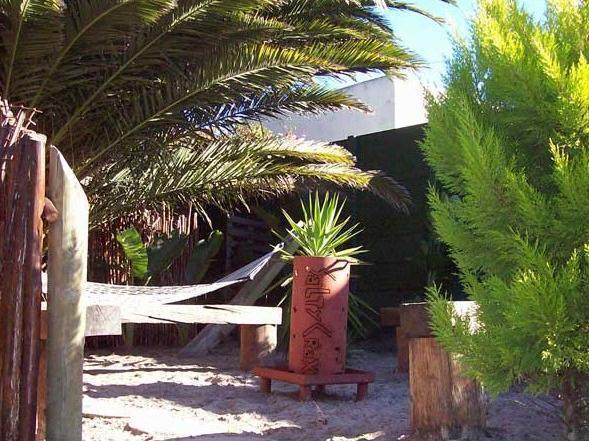 בלוברגסטראנד Saltycrax Backpackers And Surf Hostel By Curiocity מראה חיצוני תמונה