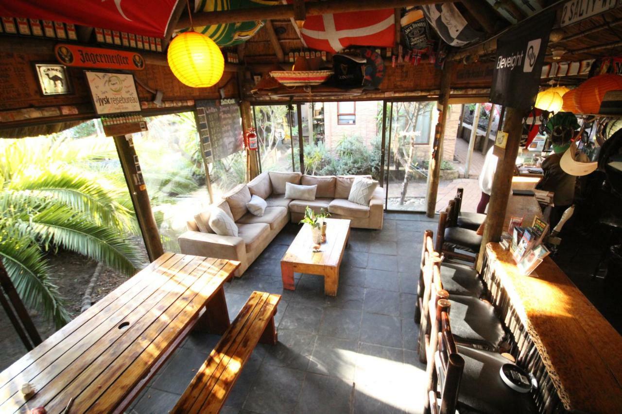 בלוברגסטראנד Saltycrax Backpackers And Surf Hostel By Curiocity מראה חיצוני תמונה