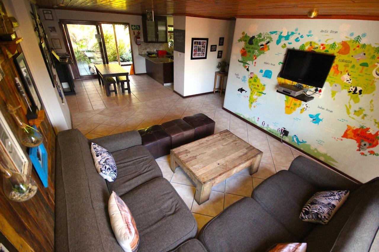 בלוברגסטראנד Saltycrax Backpackers And Surf Hostel By Curiocity מראה חיצוני תמונה