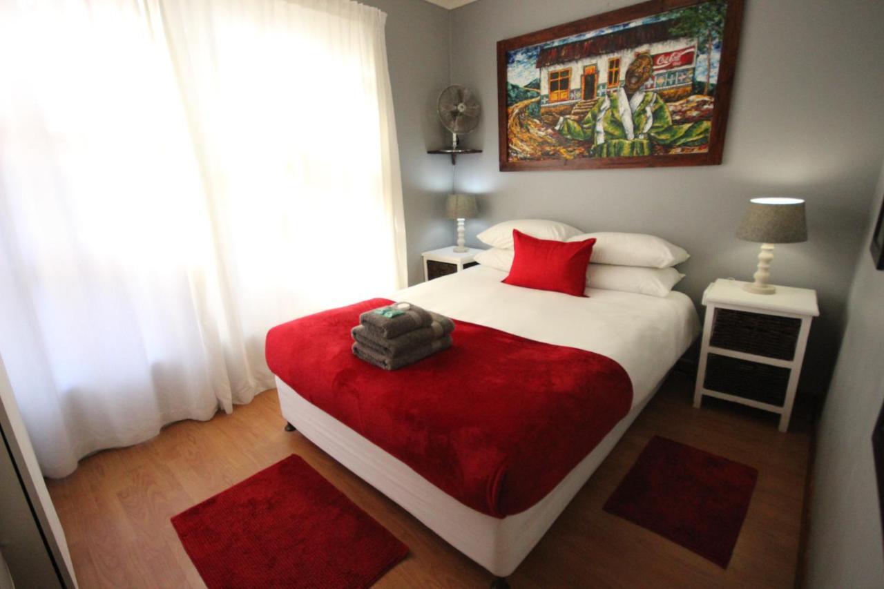 בלוברגסטראנד Saltycrax Backpackers And Surf Hostel By Curiocity מראה חיצוני תמונה